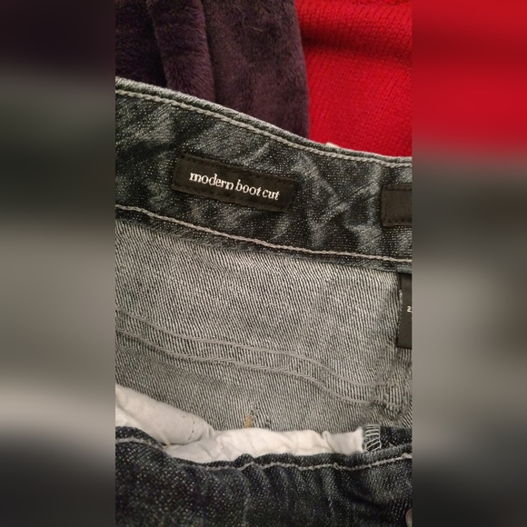 A New Approach Boot Cut Jeans - Picture 8 of 9